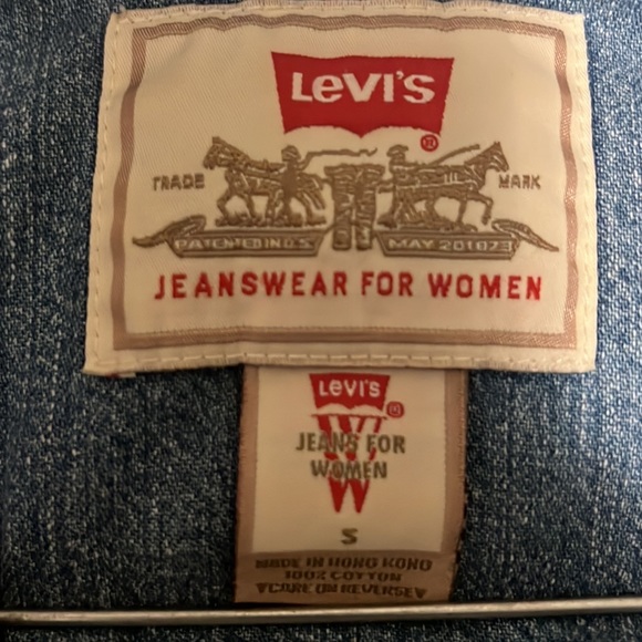Women’s LEVI’S Denim, Long Sleeves, Belted Waist Shacket, Size Small - Picture 3 of 3